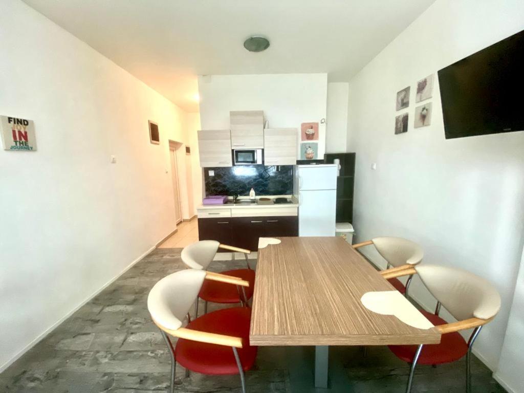 Ferienwohnung Studio Pula Exterior foto